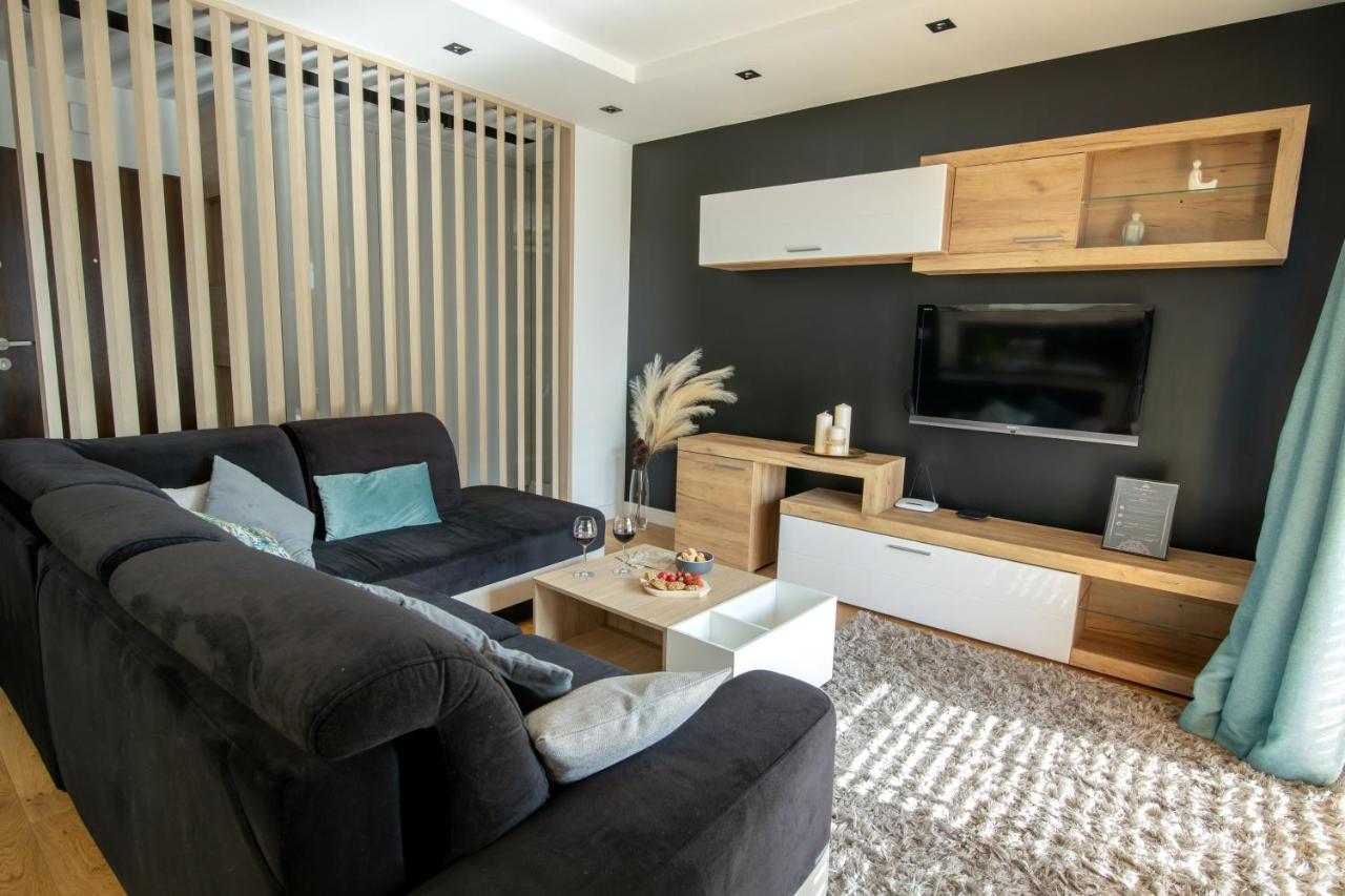 Vip Apartament Rzeszow Exterior photo